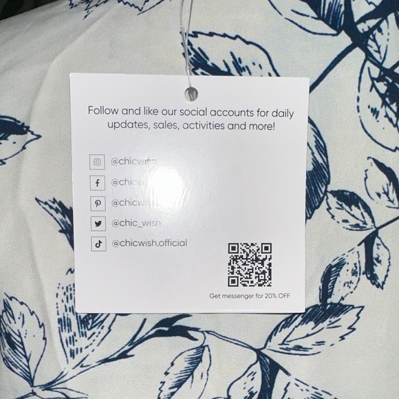 Chicwish Elegant Blue Floral Maxi Dress NWT - Picture 7 of 14